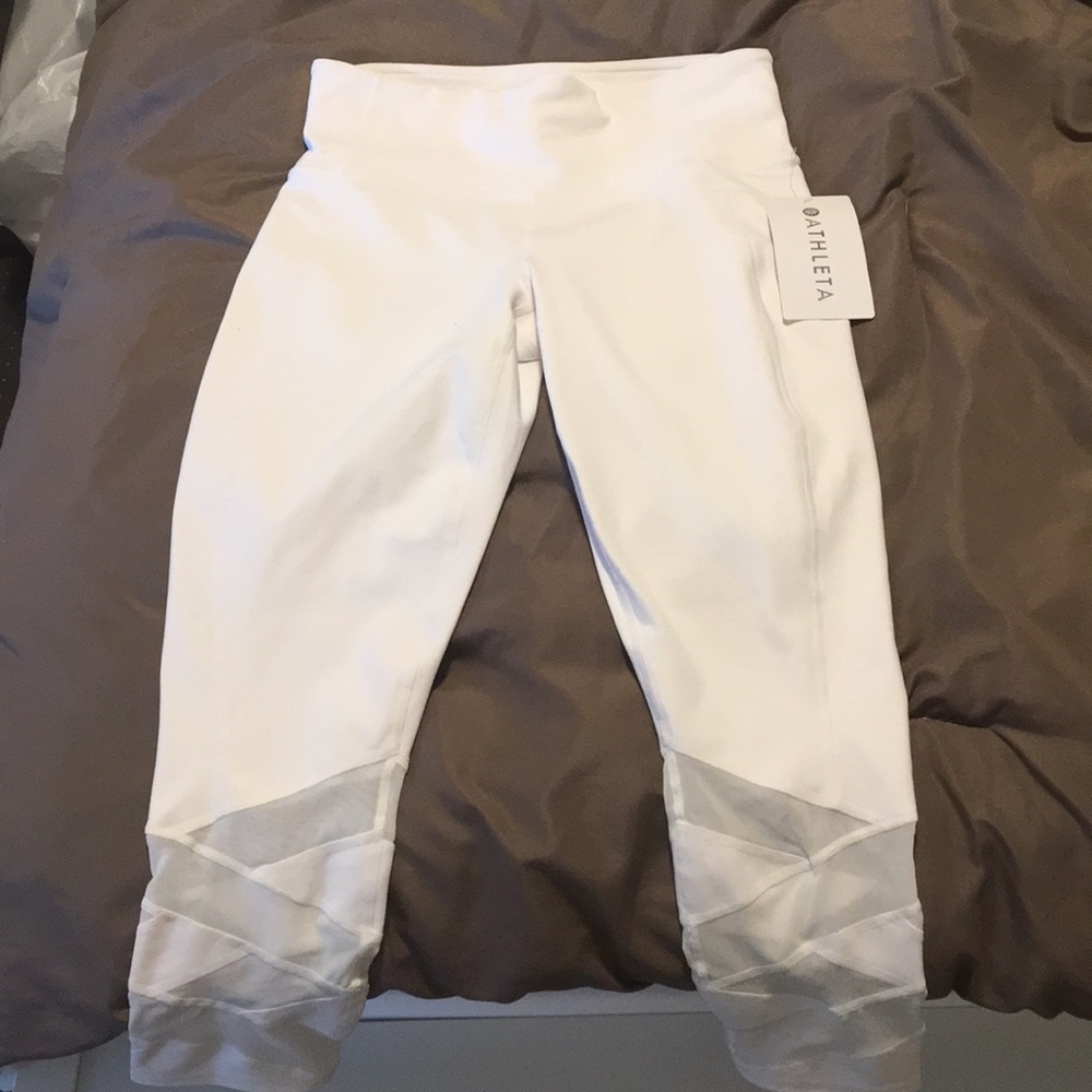 Athleta pure white mantra Capri